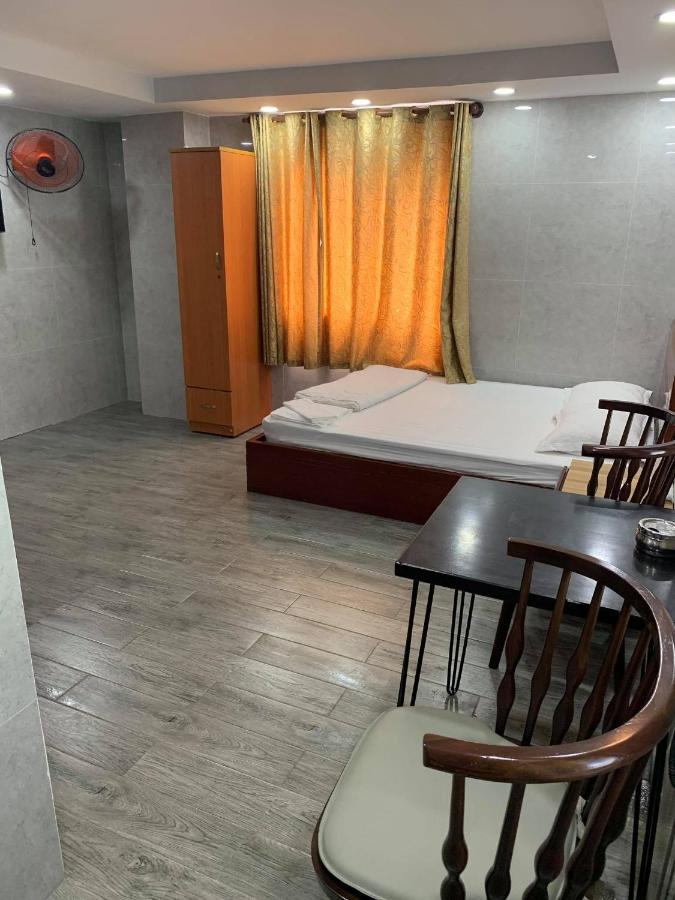 Trang Thùy Căn hộ *